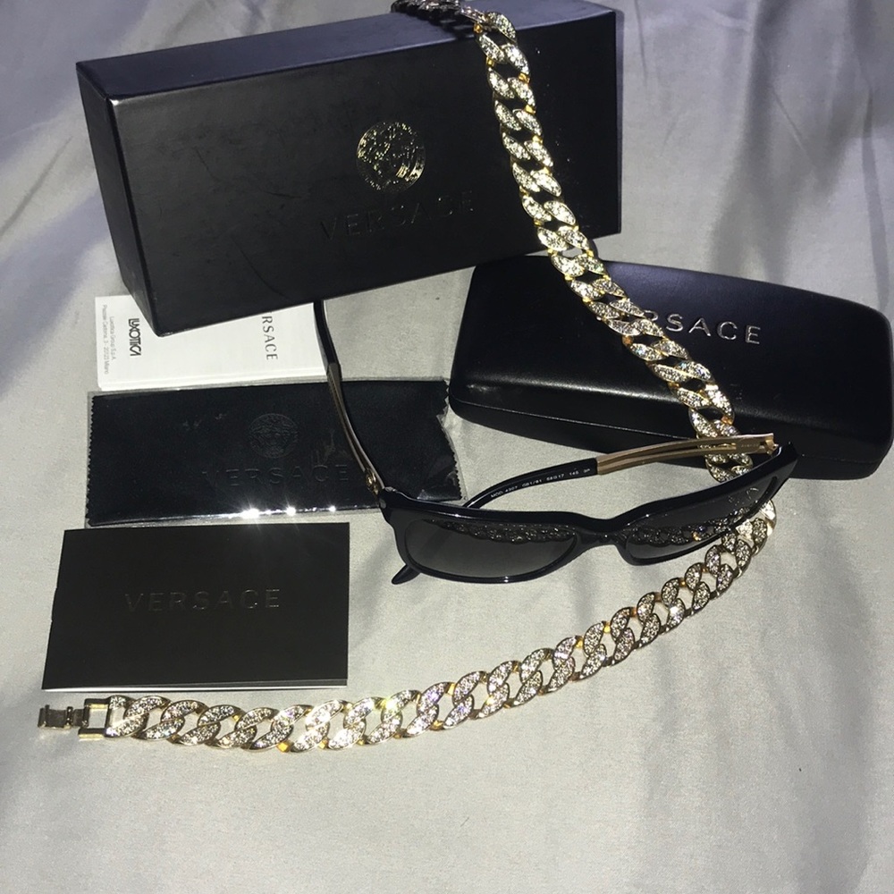 Versace sunglasses and 24K plated chain